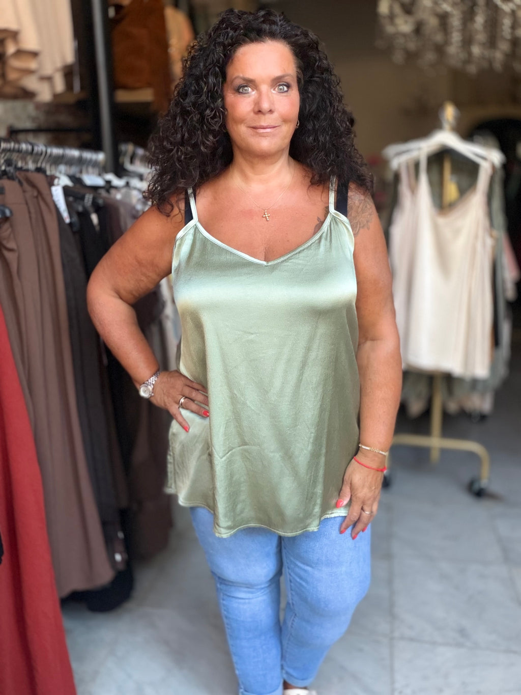 Satin 44 t/m 48